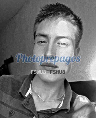 Santiago, hombre que da masajes eróticos en Teusaquillo