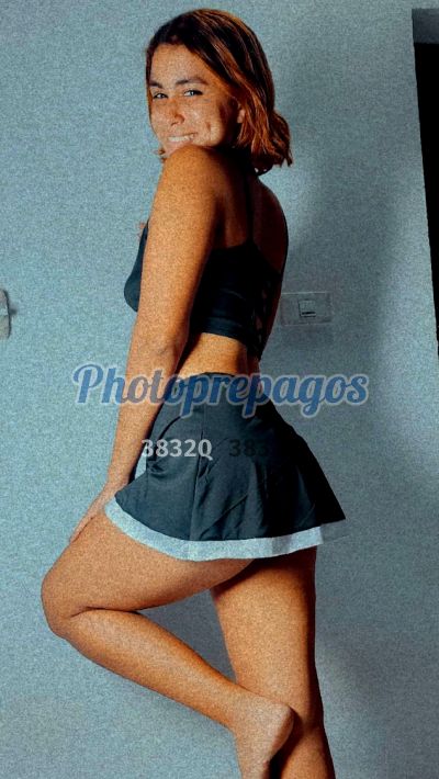 Alison, mujer que hace videollamadas y sexting