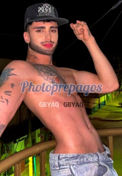 Estiven, hombre que hace videollamadas y sexting