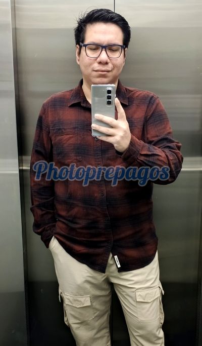 Herbert Ramírez, hombre que da masajes eróticos en El Poblado (Medellín)
