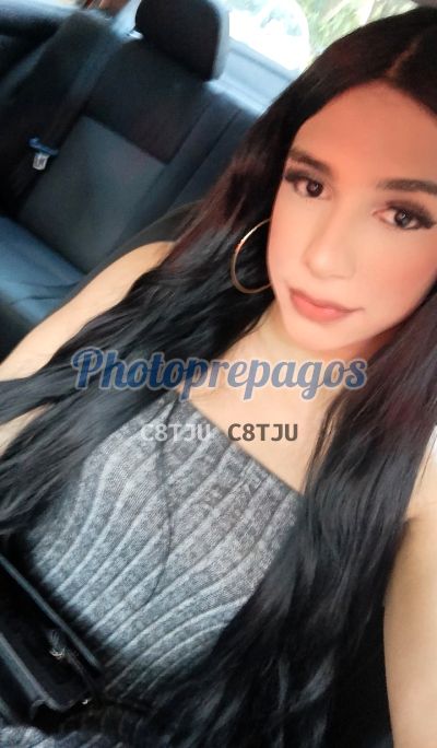Val 3206880065, travesti en Medellín