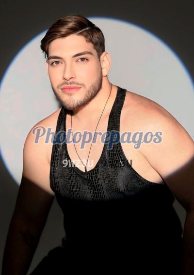 Anthony, hombre en Laureles (Medellín)