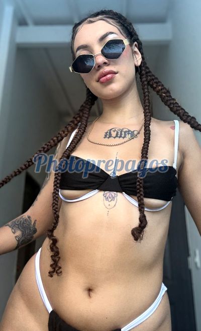 BabyVee, puta en Medellín