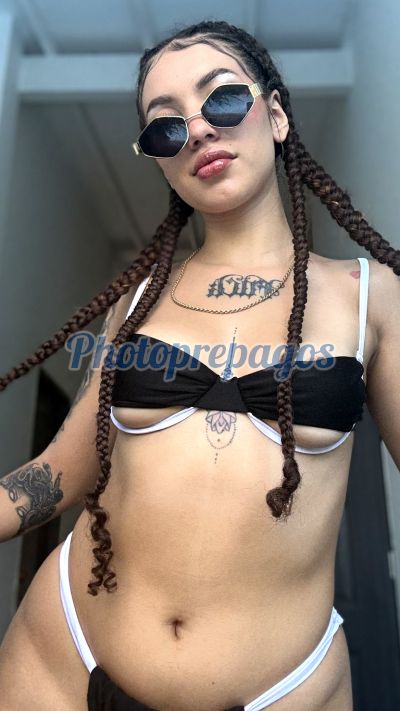 BabyVee, puta en Medellín