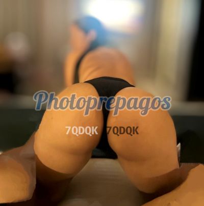Kalena, mujer que da masajes eróticos en El Poblado (Medellín)