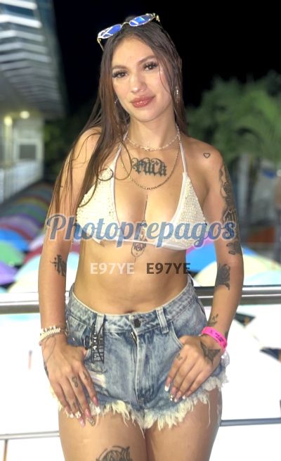 Babyvee, mujer que hace videollamadas y sexting