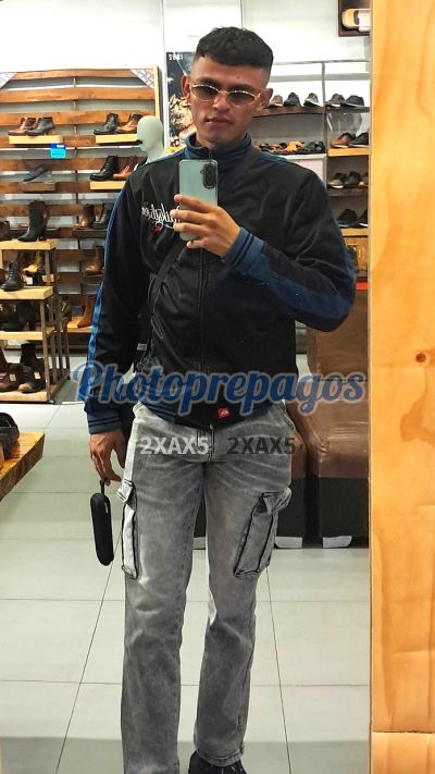 Yobani, hombre en Barrios Unidos