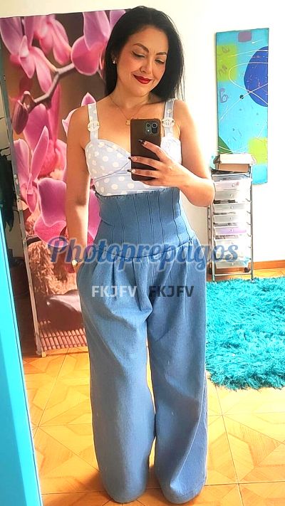 Andrea 3188152974, mujer que da masajes eróticos en Barrios Unidos
