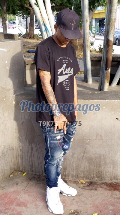 Adrián, hombre en Santa Marta