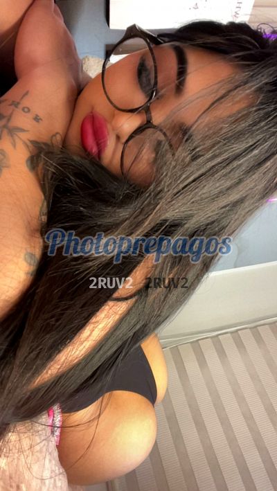 Isabella 3202447596, travesti que hace videollamadas y sexting