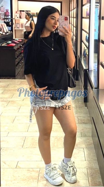 Maryori, mujer que hace videollamadas y sexting
