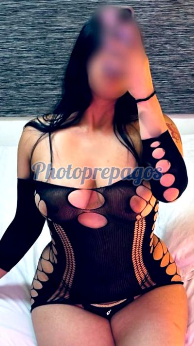 Yessica, puta en Engativá