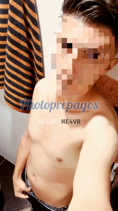 Álex, hombre en Rafael Uribe