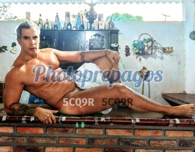 Maikel cashxxl 3203927651, hombre en Los Mártires