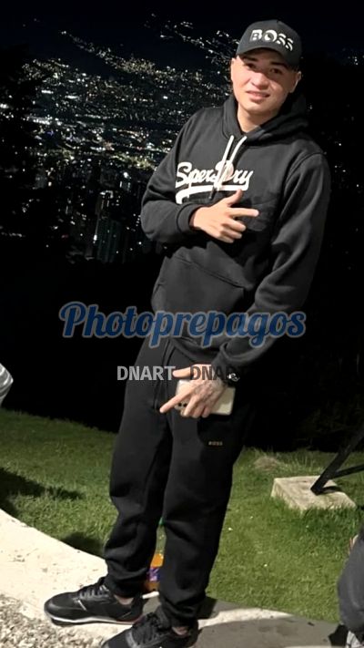 Samuel 3207040066, hombre en El Poblado (Medellín)