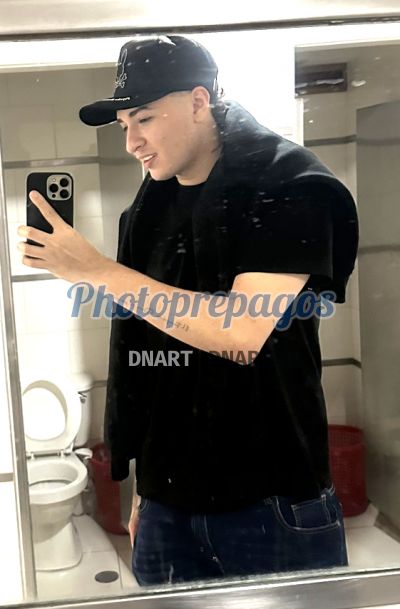 Samuel 3207040066, hombre en El Poblado (Medellín)