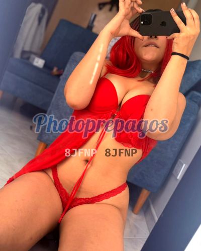 Julieta, mujer que hace videollamadas y sexting
