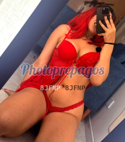 Julieta, mujer que hace videollamadas y sexting