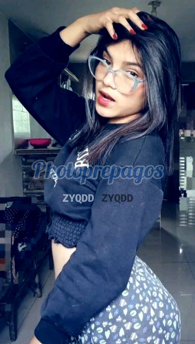 Valeria, mujer que hace videollamadas y sexting