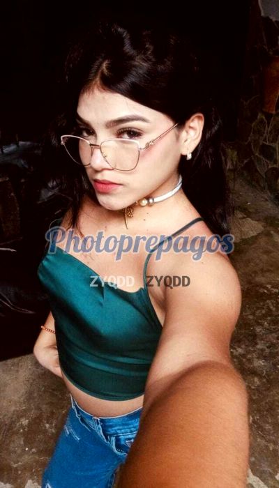 Valeria, mujer que hace videollamadas y sexting