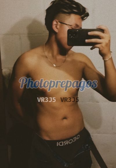 Santiago 3028037301, hombre en Engativá