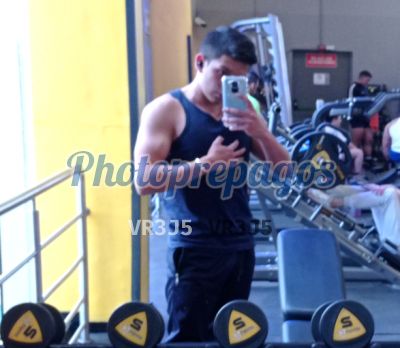 Santiago 3028037301, hombre en Engativá
