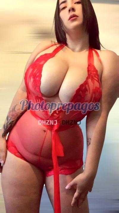 Sasha, mujer que hace videollamadas y sexting