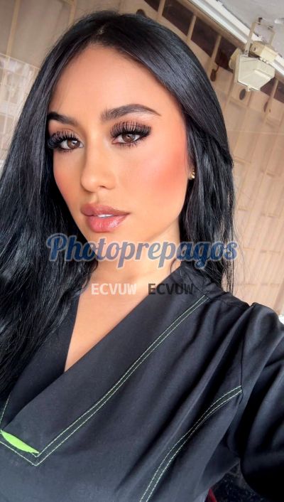 Viviana 3159356338, mujer que da masajes eróticos en Usaquén